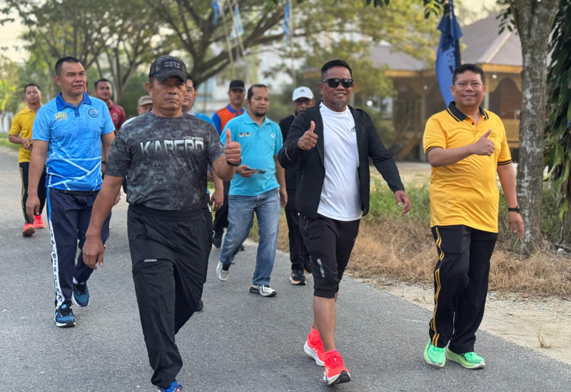 Bhayangkara Ke-80 Jalan Santai , olahraga bersama dan Baksos Satukan Forkopimda, TNI-Polri dan Warga Pelalawan