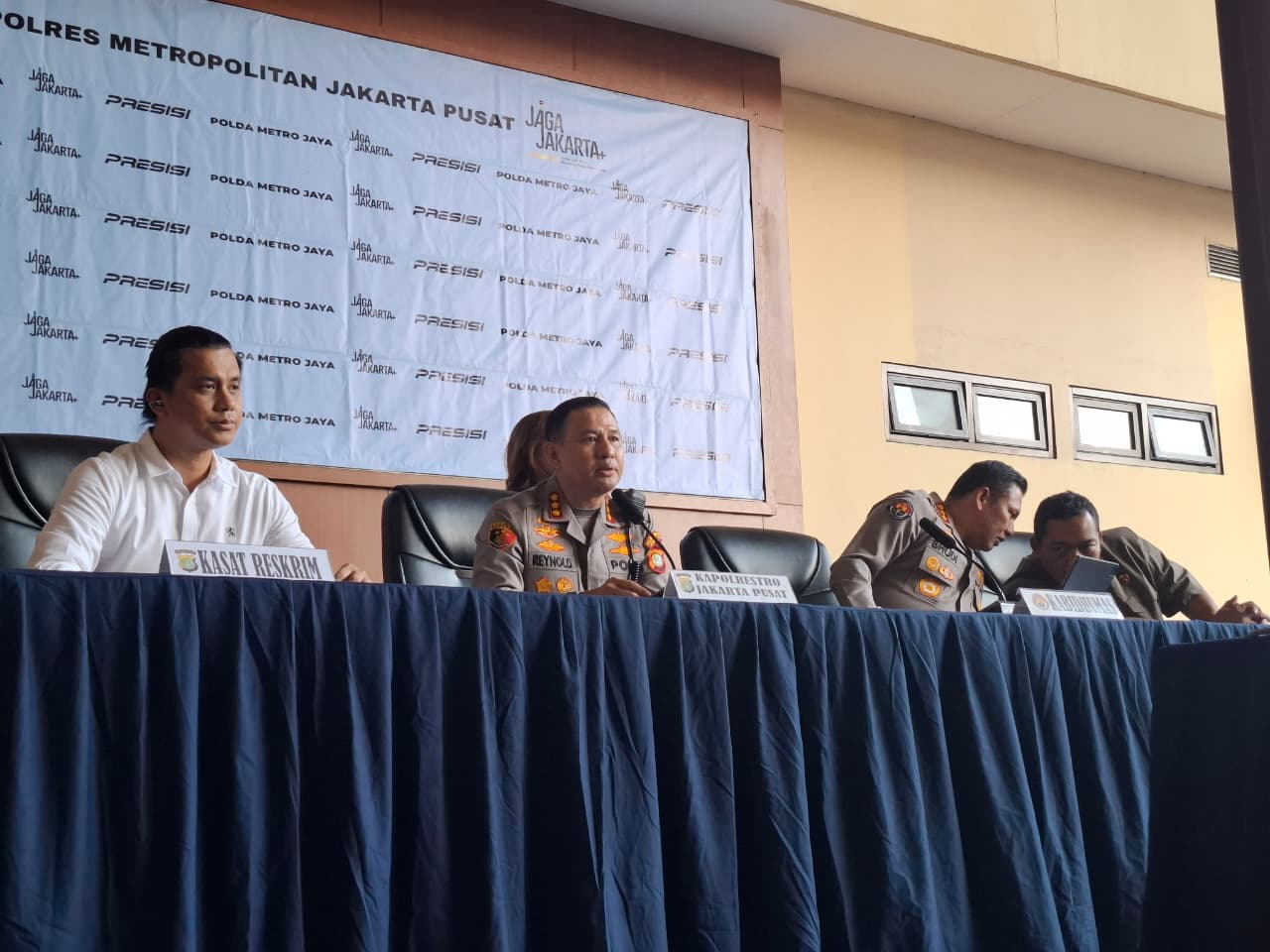 Polres Jakpus Tangkap 7 Tersangka Penyekapan Karyawan Percetakan di Kalibaru