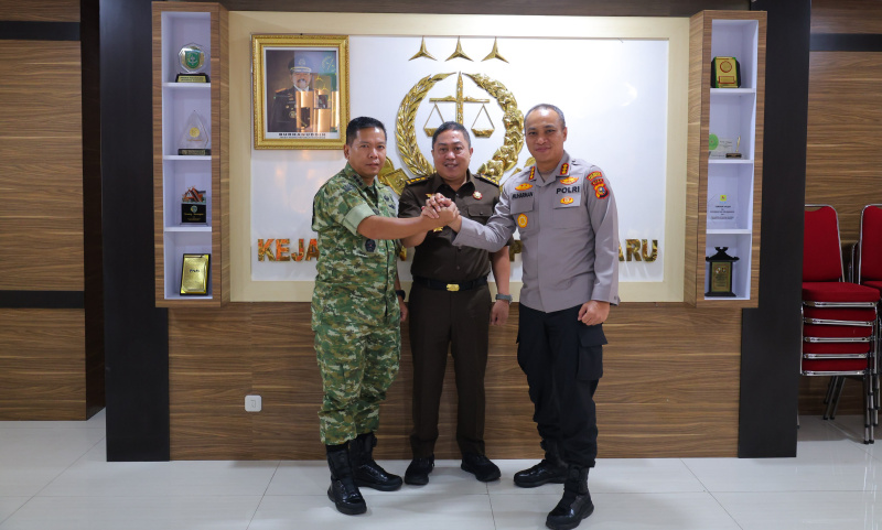 Penguatan Sinergitas, Kapolresta Pekanbaru Silaturahmi Bersama TNI dan Kejaksaan Negeri