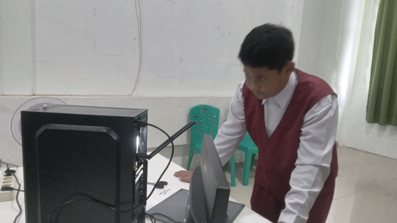 Bakat Teknologi Sejak Dini, Bocah SD di Pekanbaru Punya Kemampuan Merakit Komputer