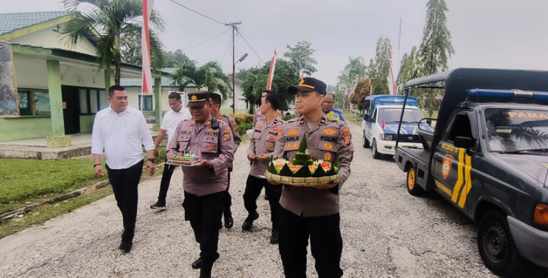 HUT TNI ke-81, Polsek Bina Widya Hadir Perkuat Soliditas TNI-Polri