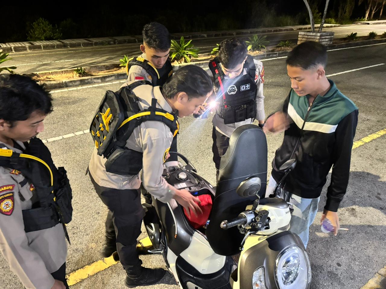 TIM RAGA Polres Kepulauan Meranti Gelar Patroli Pemberantasan Premanisme dan Geng Motor, Situasi Kamtibmas Kondusif